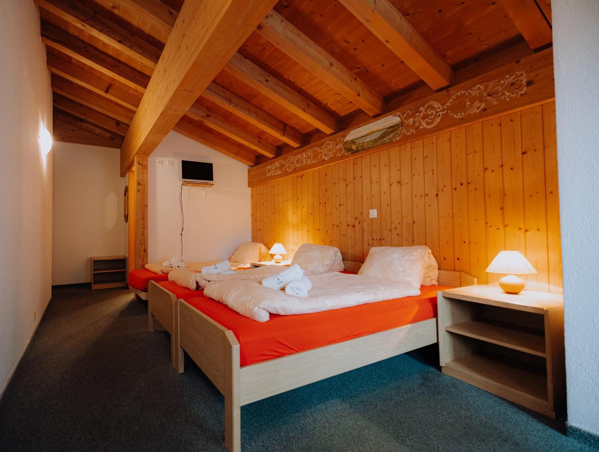 Hotel Wildbach Brienz Brienz  Esterno foto